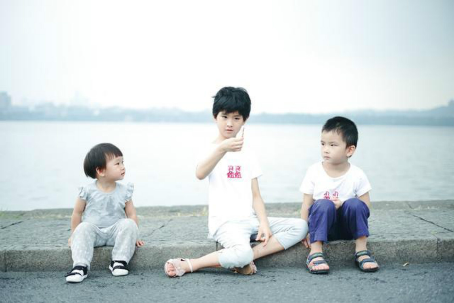 中国男女比例“失衡”，专家建议“一妻多夫”制，引网友热议