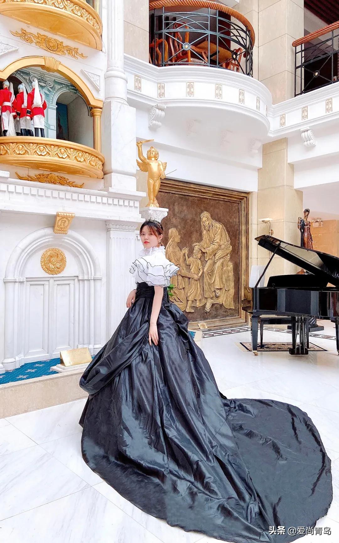 您被“拍了拍”!快来这个新开的“主题换装馆”,体验百变造型