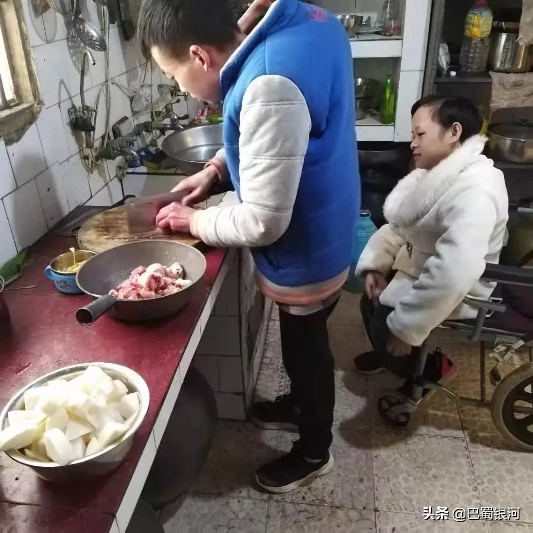 小儿麻痹症残疾夫妻,残疾夫妻生活平淡幸福