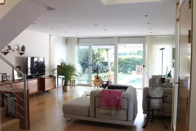 “世界足球先生”梅西，连房子的设计都体现着对足球的深沉热爱。