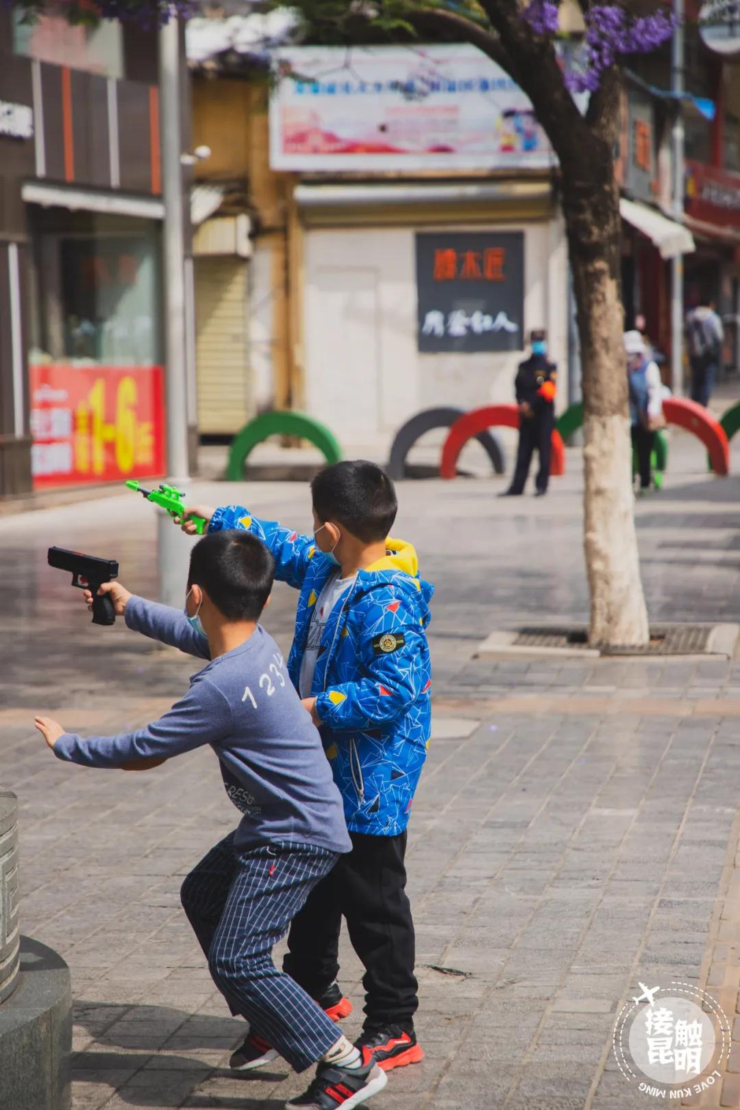 南屏街是市中心吗,昆明南屏街是市中心么