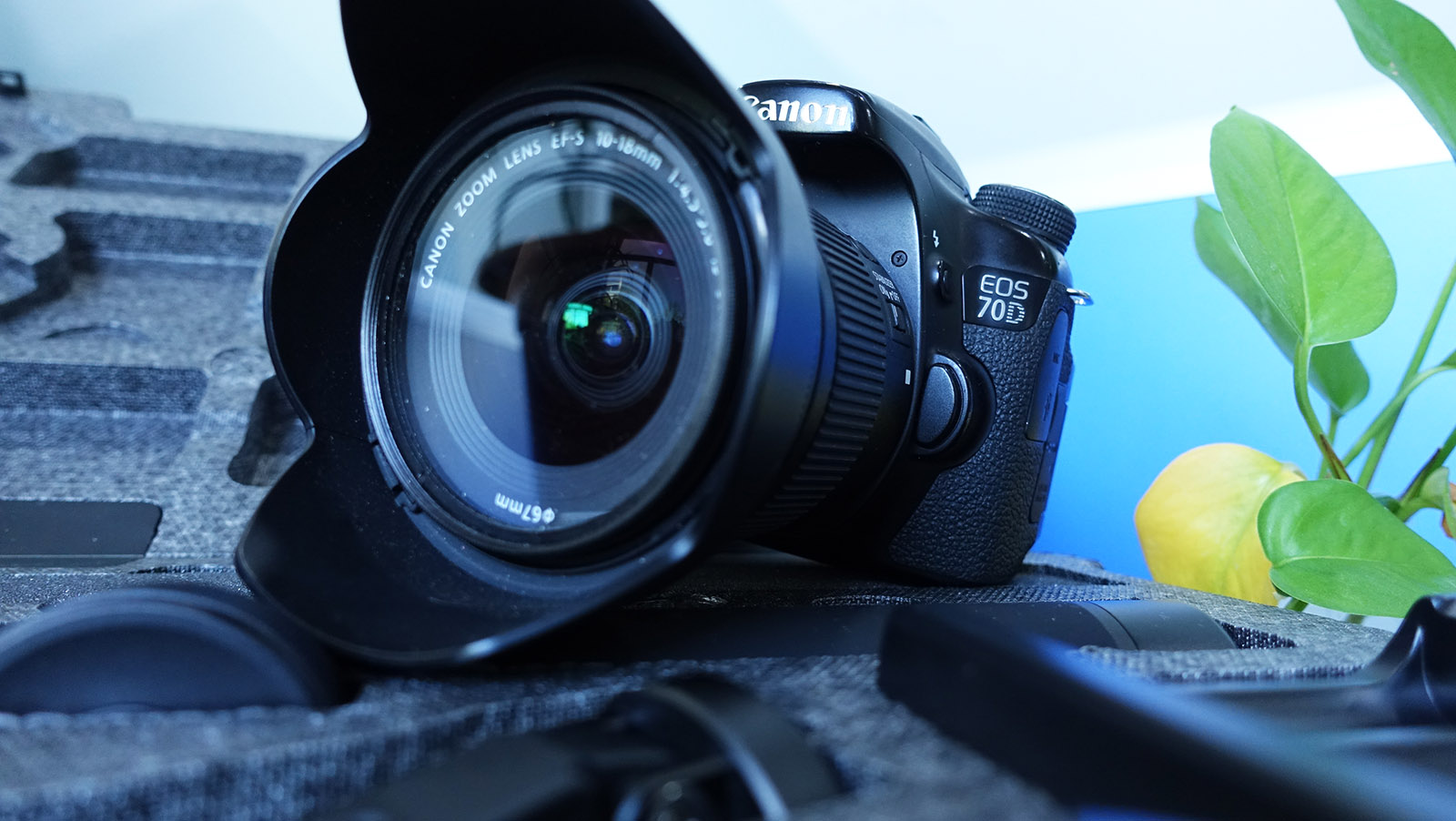 飞宇稳定器干活测评,飞宇稳定器vlogpocket评测视频