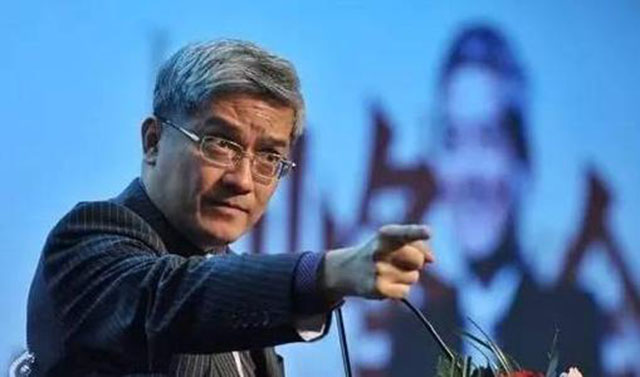 *咸平郎**，是如何从神坛上的“良心经济学家变成“*子骗**专家”的？