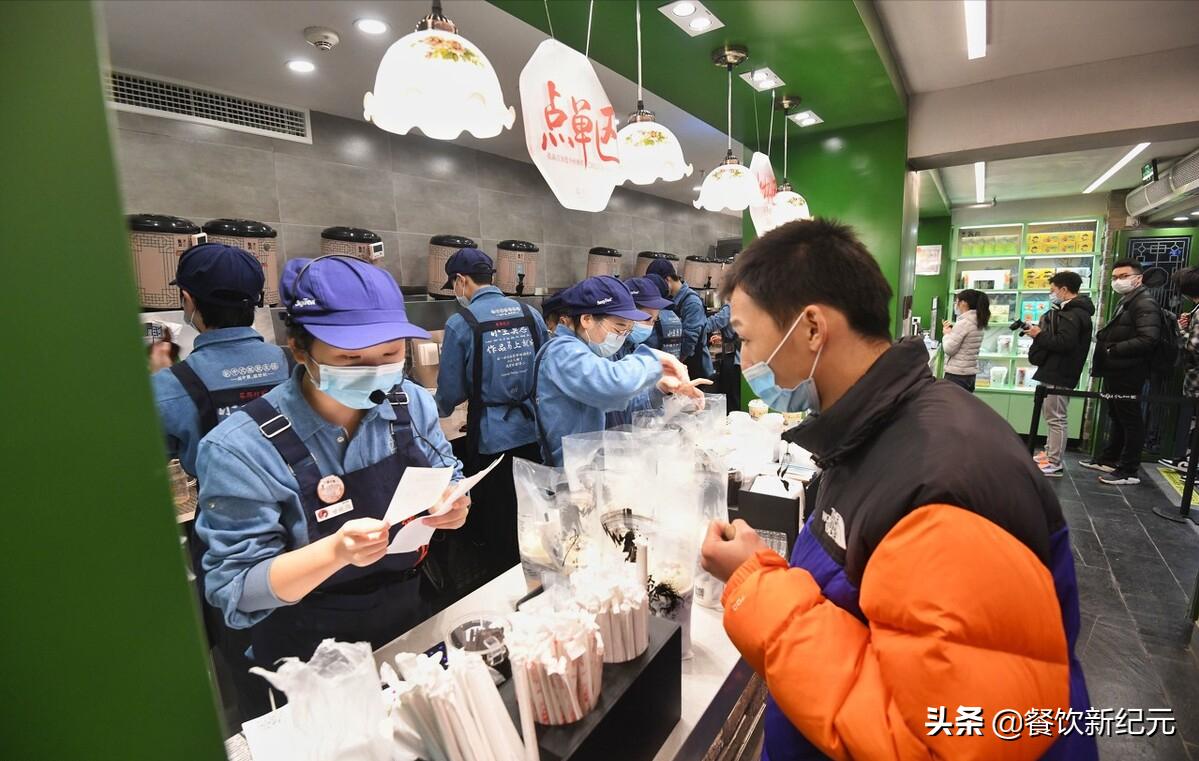 代购长沙奶茶,长沙网红奶茶店一杯一百多