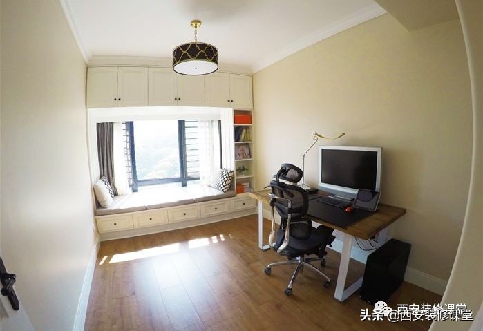 屋里有个柱子怎么装修,屋子里有柱子怎么装修