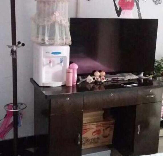 一家三口深圳住单间,一家五口在深圳租房三房二厅