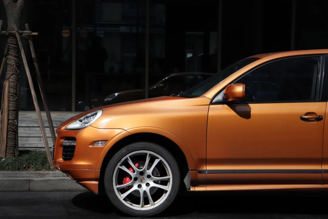 好车推荐100万以上,好车卡宴