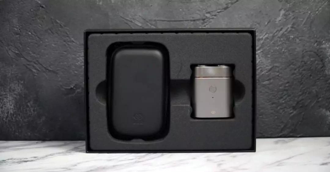 削铁如泥剃须刀,巴掌大的剃须刀你用过吗