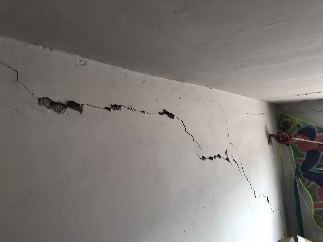 室内装修护墙板什么材料的好,室内护墙板什么材料比较好