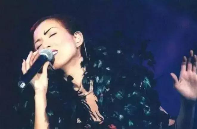 许志安郑秀文感情故事,郑秀文许志安几段恋情