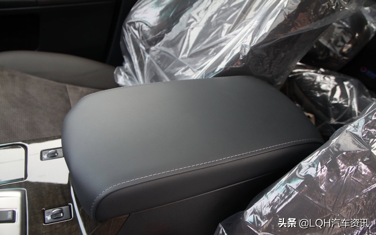 锐志2013菁锐版2.5v和2.5s的区别,2013款锐志2.5v风度菁英版炫装版