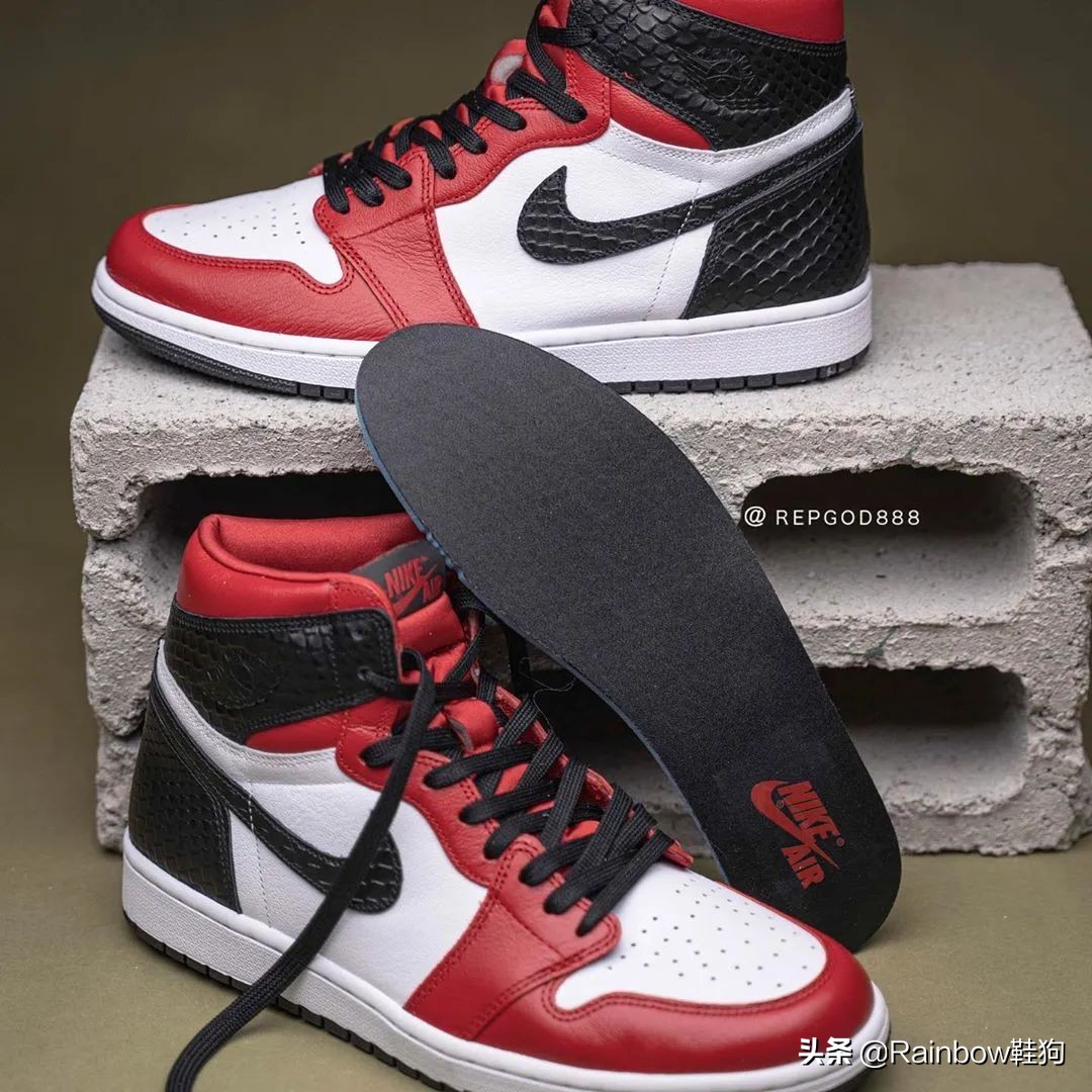 aj1芝加哥ow的鞋标真的容易断吗,aj1蛇纹芝加哥女款和男款包边