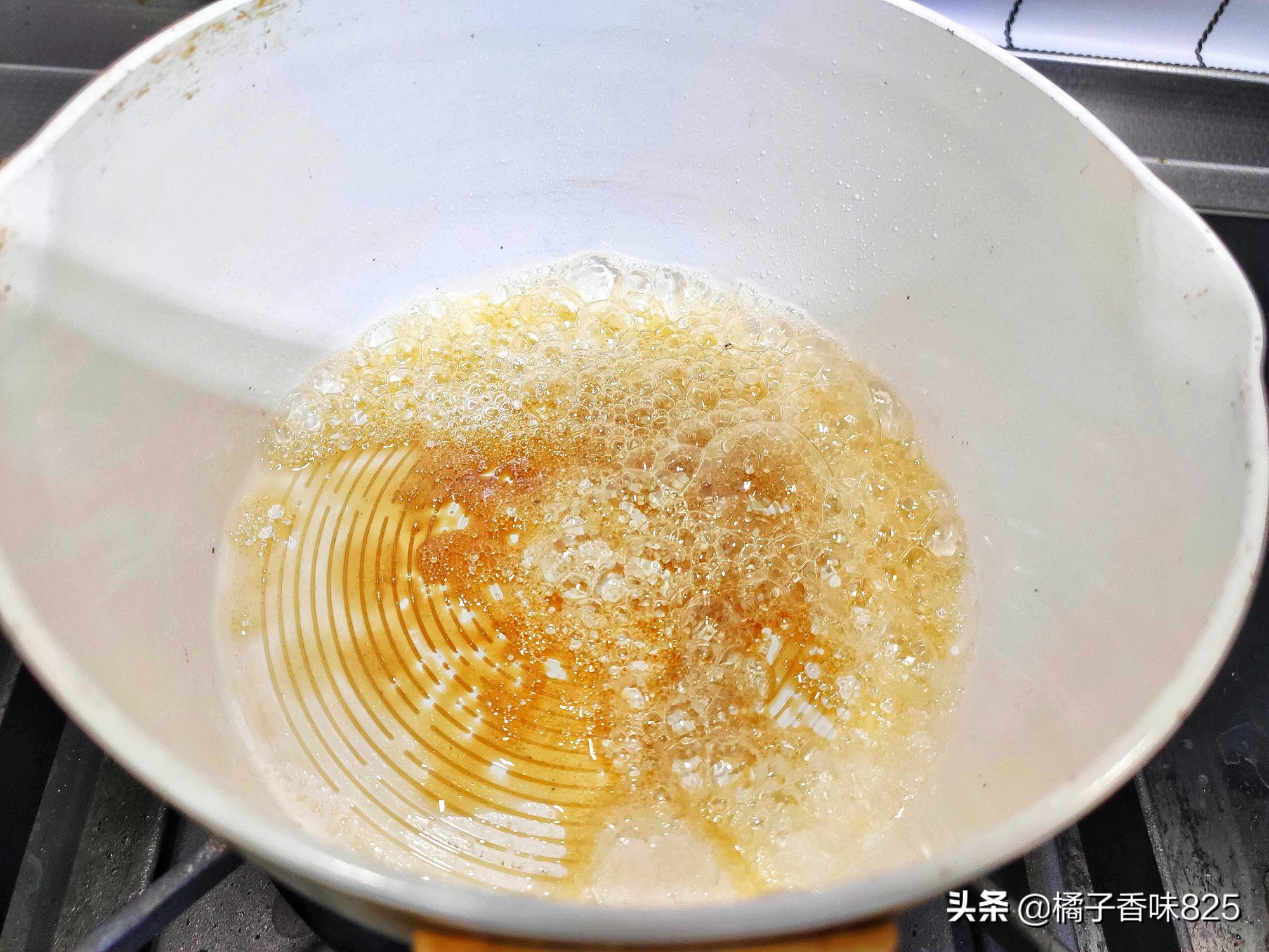 自制焦糖珍珠奶茶用糯米粉做芋圆,软糯香甜芋圆小甜品