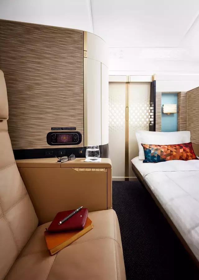 阿提哈德航空a380-800公务舱,阿提哈德航空为什么这么好