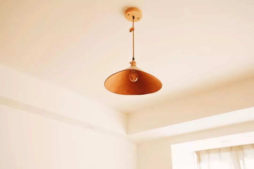 90后花9000元爆改老房子,90后夫妻精心改造精装房