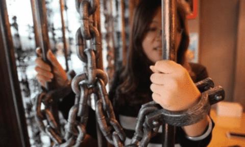 日本变态辣餐馆,日本变态餐厅吃不完会怎么样