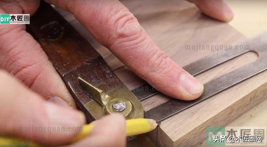 自制吉他挂钩墙壁挂架,吉他墙架制作视频