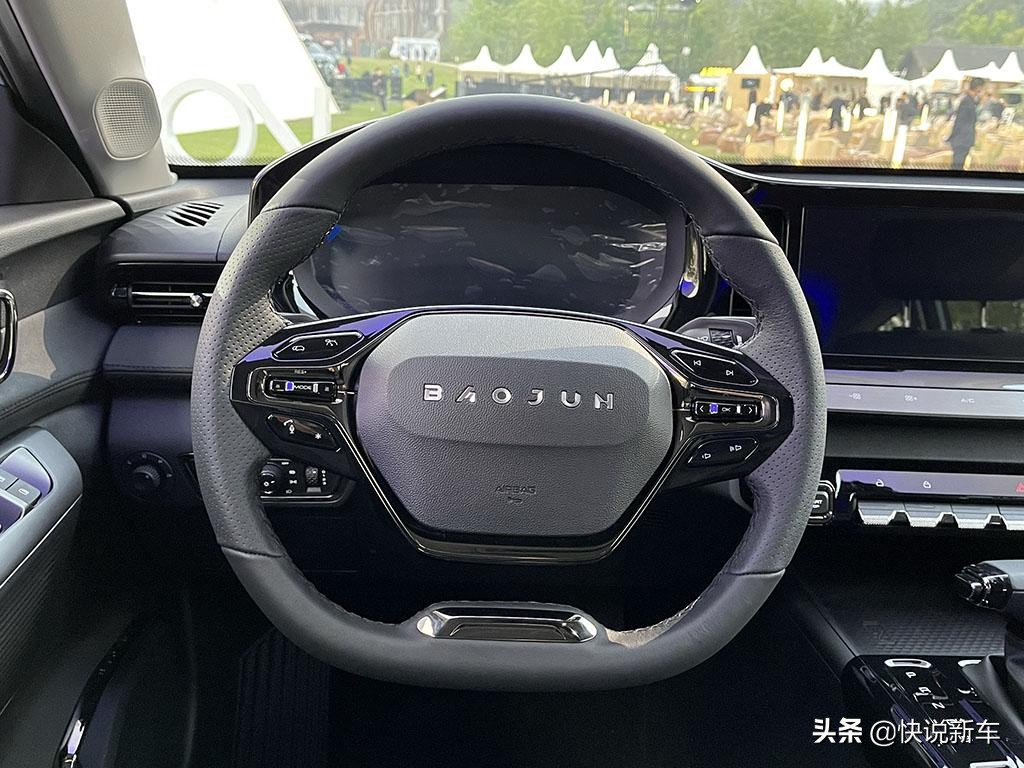 宝骏旅行车valli买车带行李箱吗,新宝骏旅行车valli到店实拍