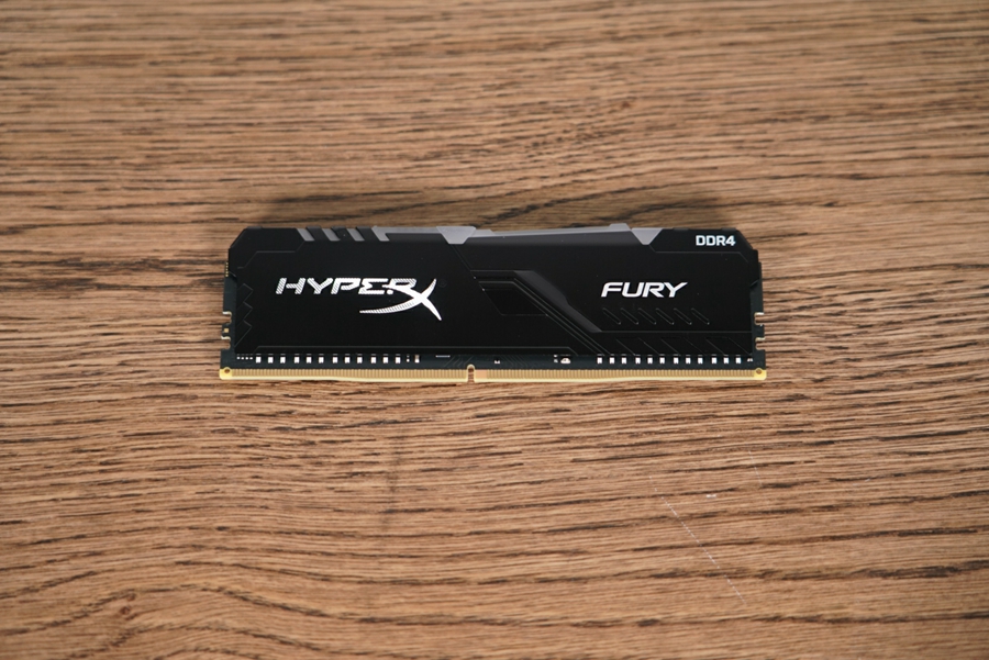 流光溢彩性能十足:HyperXDDR4RGB雷电流光系列骇客神条测评