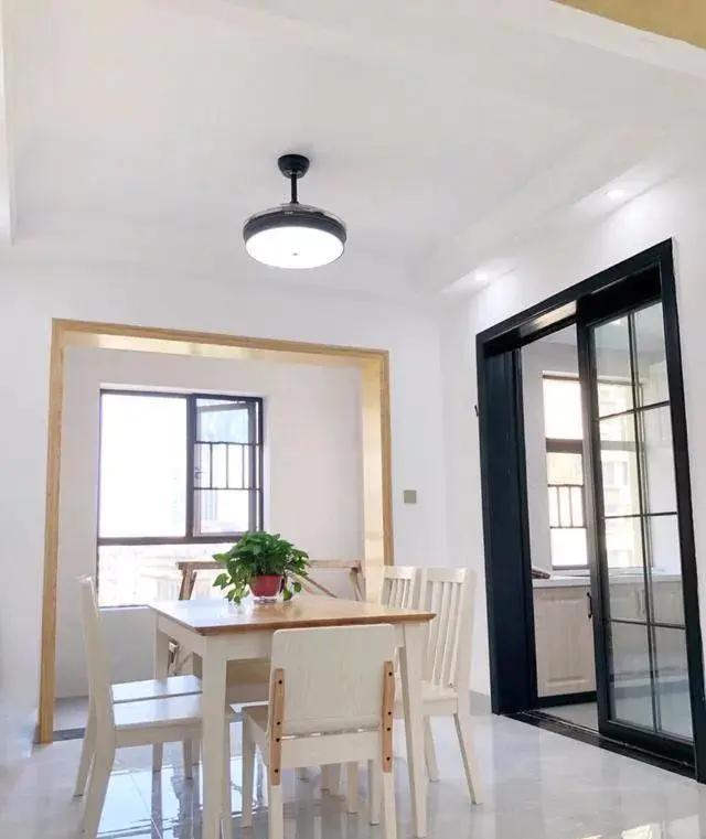 婚房卧室搭配什么家具简约大气,原木风客厅婚房布置