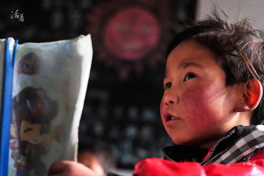 孩子脸冻成高原红怎么办,小婴儿高原红