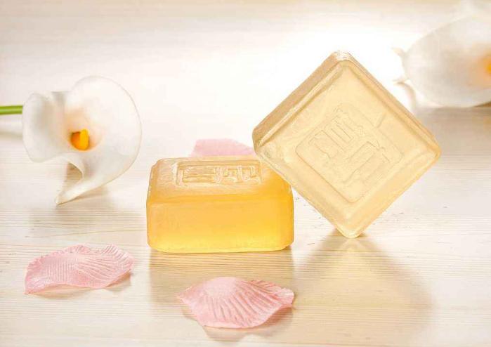 用精油手工皂洗脸的好处,什么手工皂洗脸比较好