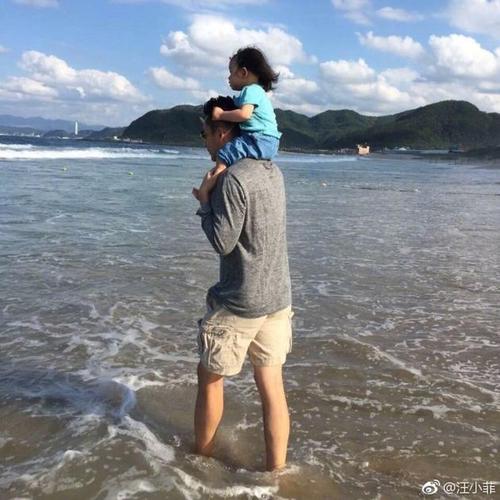 “女儿真香!”他坚持10年丁克生活,妻子怀孕后却马上沦为女儿奴