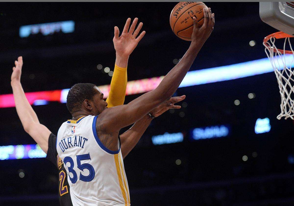 19年杜兰特有多强？曾半场38分，全场50分6篮板5助攻，太厉害了