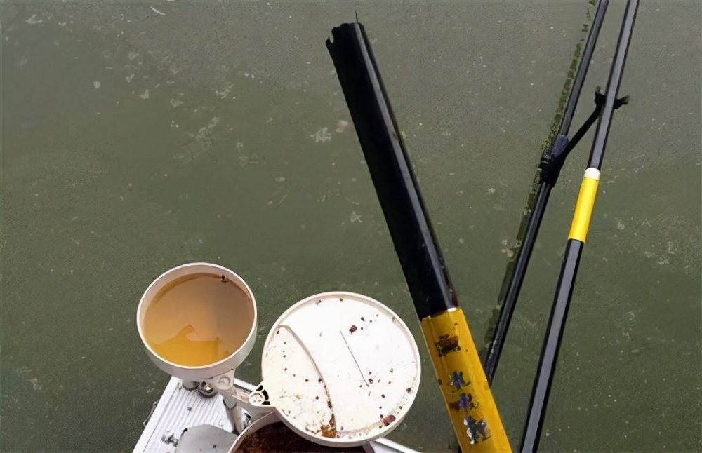 钓鱼的恶劣行为,经常钓大鱼对鱼竿有伤害吗