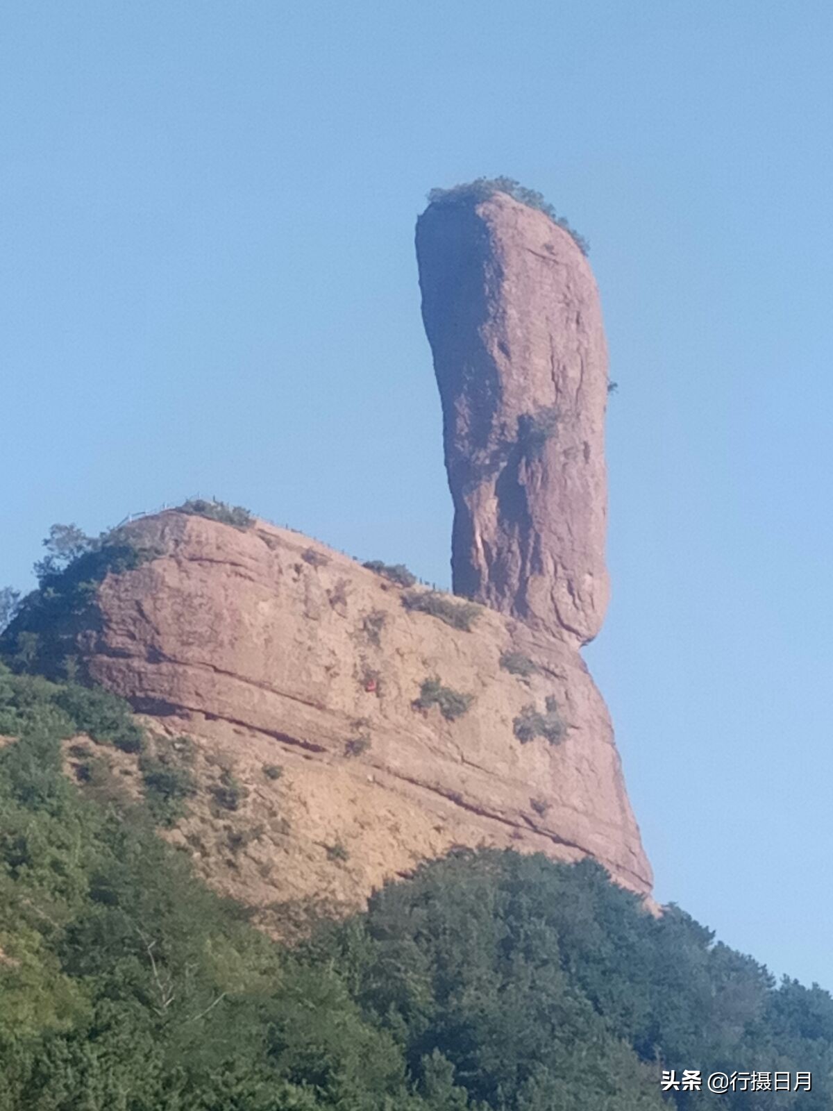 大自然鬼斧神工奇特山峰,大自然的鬼斧神工造就的奇峰怪石
