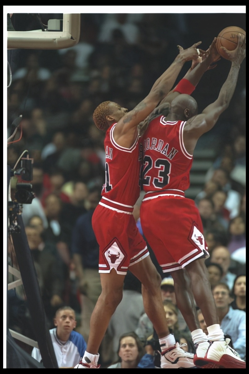 大史谈乔丹商业价值,乔丹身价有多少亿美元啊