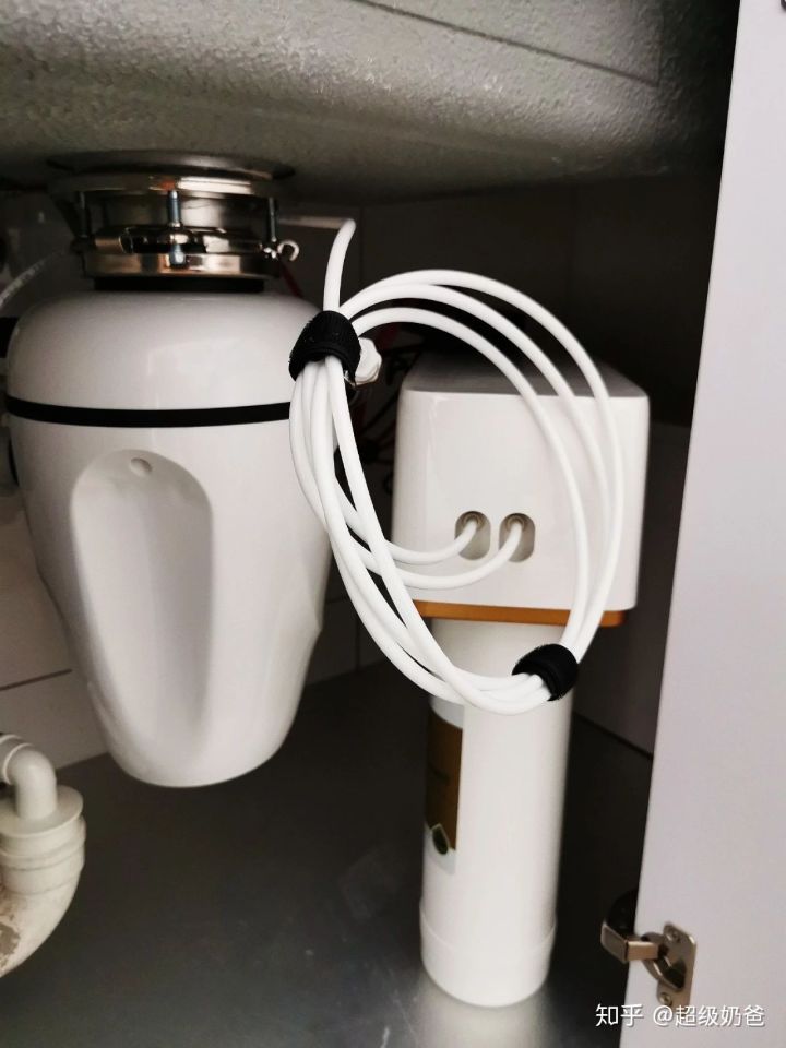 40㎡自己住,功能一个不少,有超多电器,能住出100㎡的宽敞