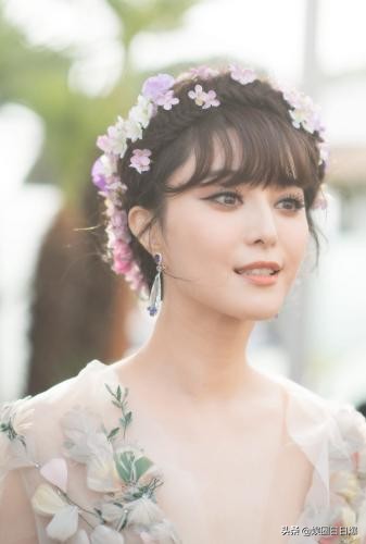 杨幂被质疑作秀视频,杨幂被吐槽真人跟照片有差距