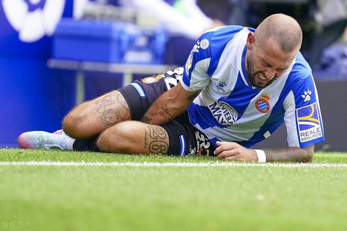 球员球衣上的名字,球员球衣号码怎么写