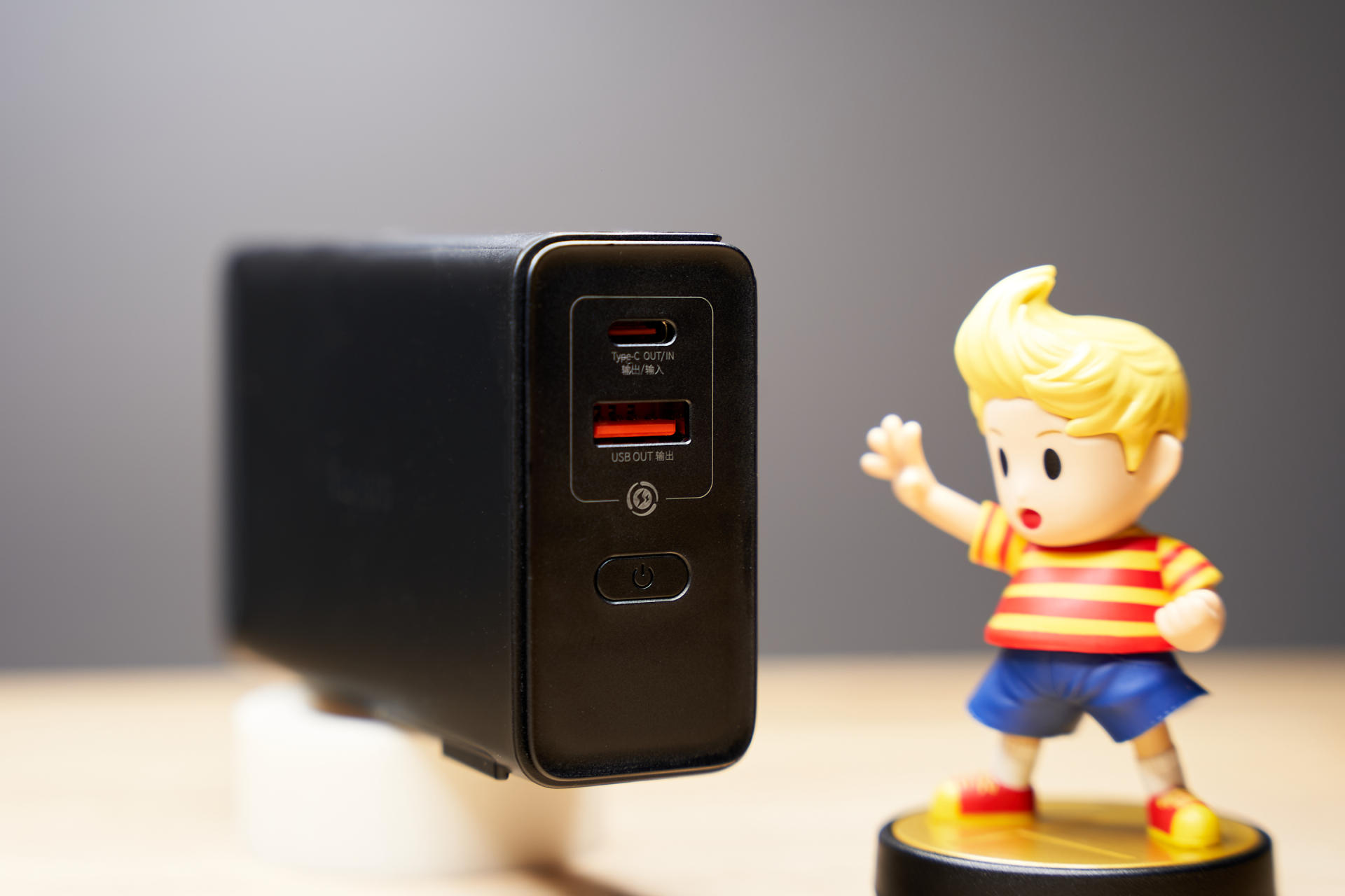 倍思能量堆充电宝,倍思无线充电宝加磁吸功能