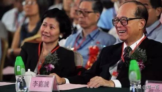 李嘉诚的红颜知己周凯旋有孩子吗,李嘉诚和红颜知己周凯旋郊游