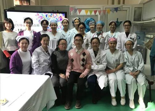 30周早产儿一天体重增加多少,30周早产2.5斤一切正常