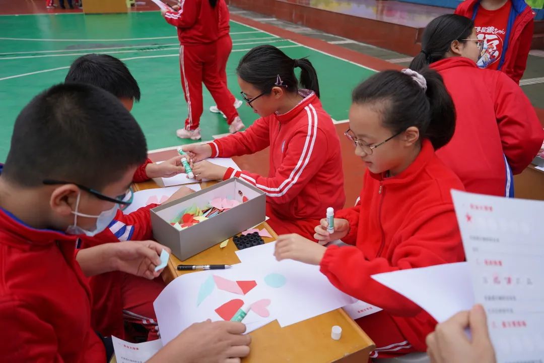 追梦，从新世纪外国语开始！小学职业规划教育，照亮孩子人生航途