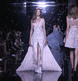 黎巴嫩爆炸发生后，巩俐章子怡的挚爱无声落泪……