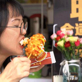 1000个热狗免费送,芝士热狗香脆又拉丝好吃又过瘾