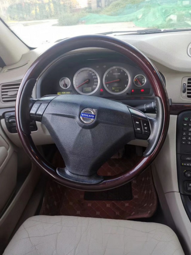 沃尔沃到底值不值得买,沃尔沃v40值不值得买