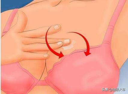 生完娃乳房干瘪下垂严重,乳房下垂的正确哺乳姿势