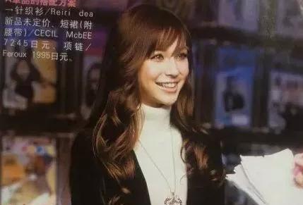 杨颖黄晓明最开始照片,杨颖靠黄晓明火的前后