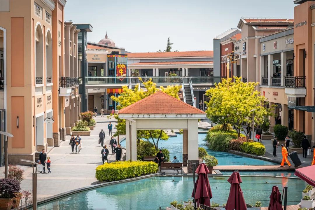 百联奥特莱斯广场上海青浦车展,上海青浦奥特莱斯周年庆