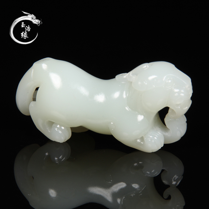 新疆和田玉山料白玉怎么样,新疆和田玉山料米达料是什么意思