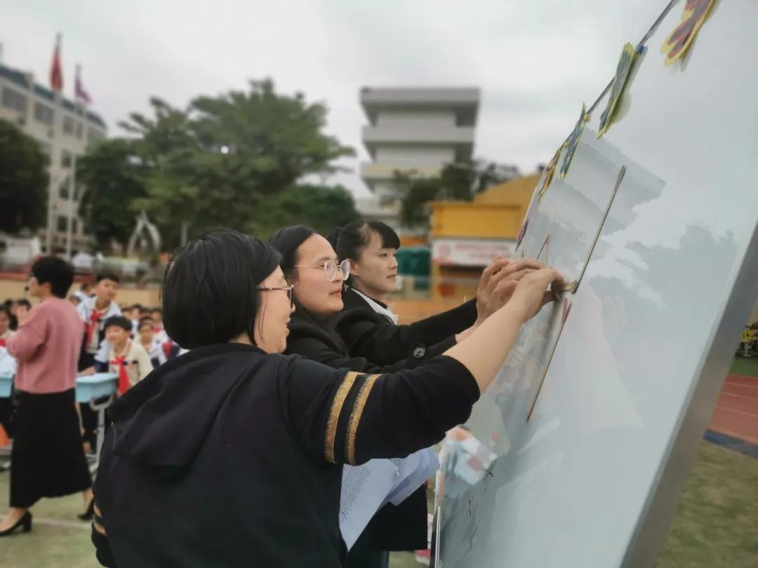 “萌娃钟表秀”、“快乐七巧板”……快跟着翔安这所学校的孩子们“玩转数学”~