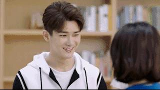 谭松韵卑微求爱完整视频,谭松韵卑微求爱视频