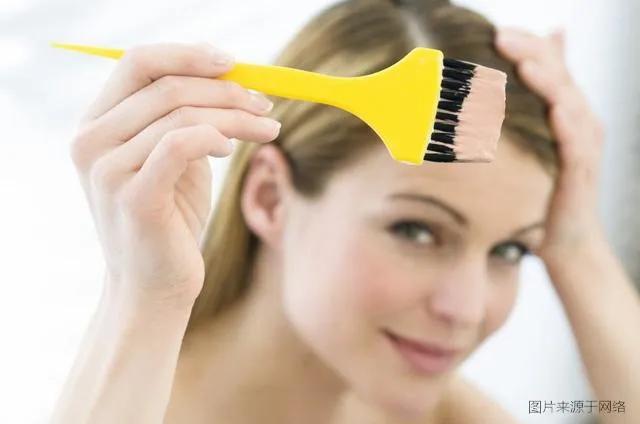 如何修复染发损伤毛囊的头发,怎么加强色染发