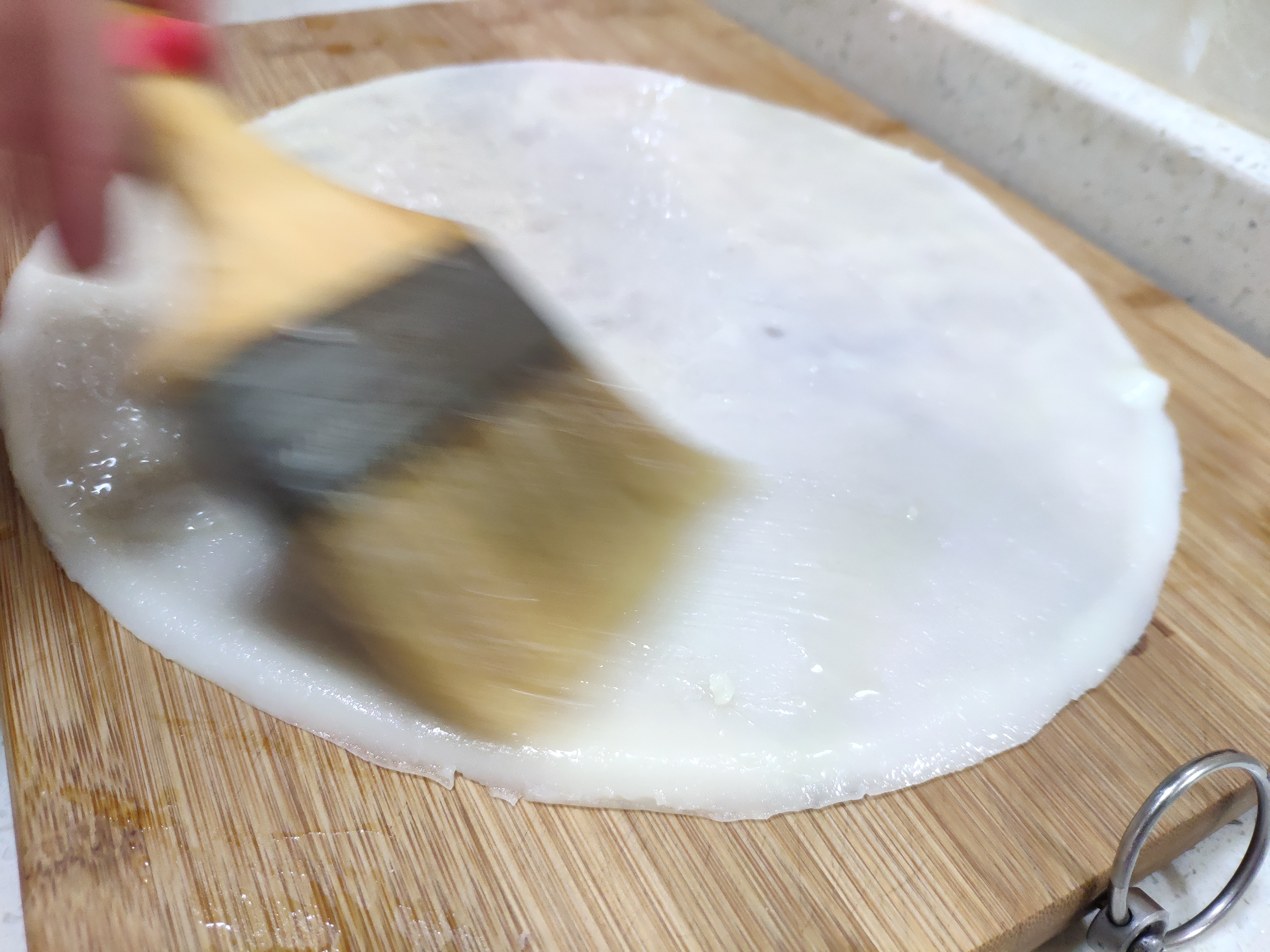 做凉皮用电动打蛋器打面行吗,打蛋机做凉皮