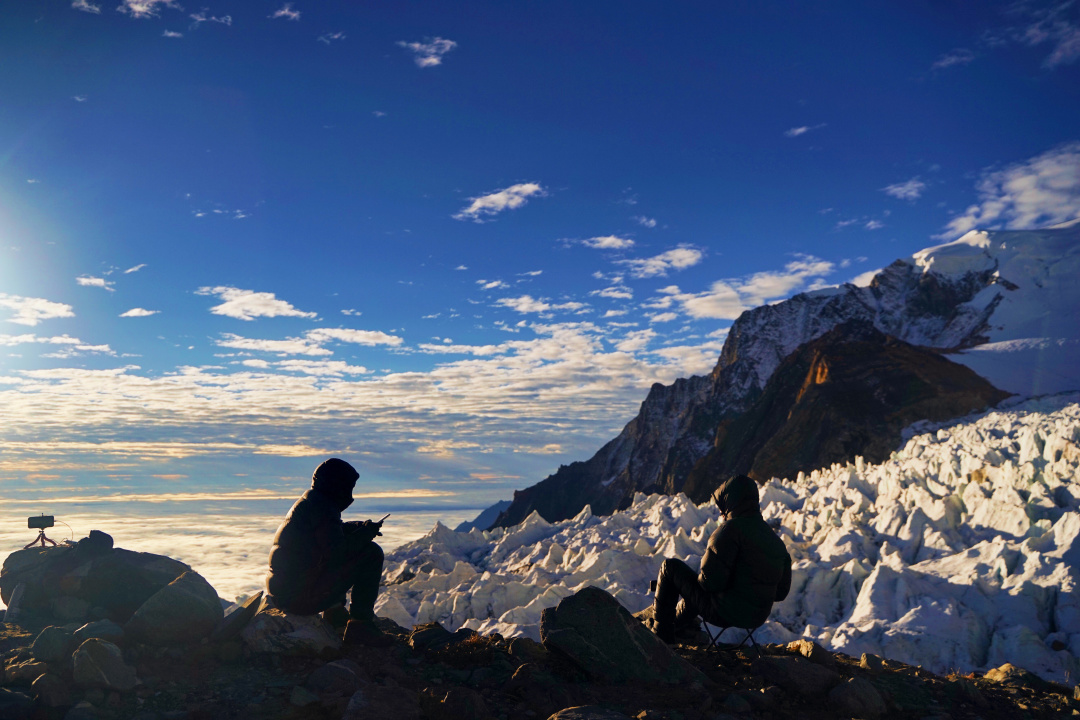 去奔赴一场旅途,去奔赴一场极光盛宴